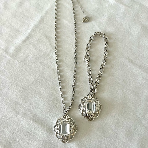SWAROVSKI vintage necklace and bracelet set in silver❤️ - Picture 5 of 8
